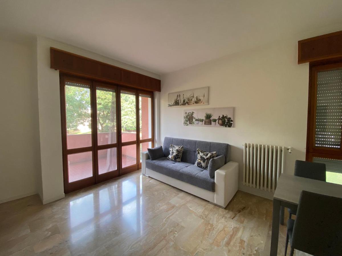 Appartamento La Finestra Sul Parco 达尔明 外观 照片